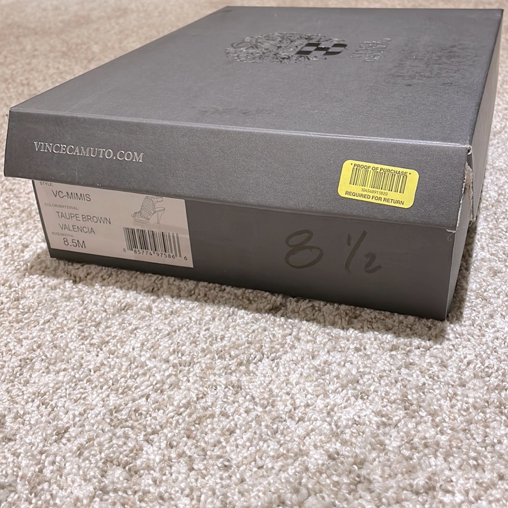Vince Camaro Mimis open toe pumps